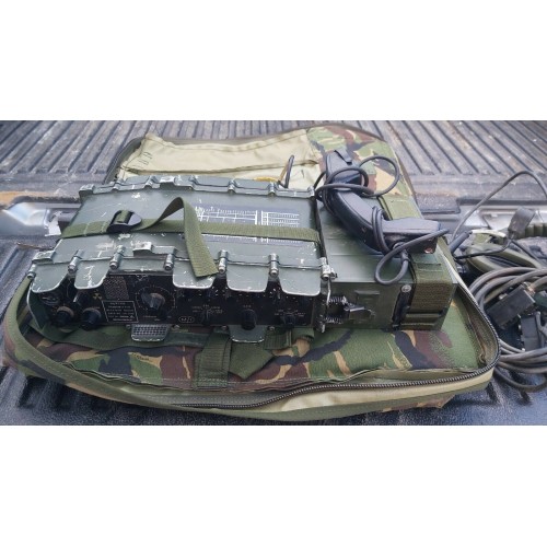 CLANSMAN ARMY MILITARY RADIO UK/PRC320 HF SSB MANPACK