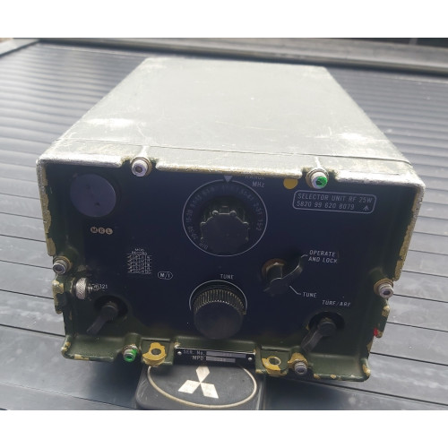CLANSMAN ARMY MILITARY RADIO SURF 25W CLANSMAN ARMY MILITARY RADIO SURF 25W