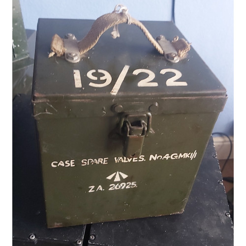 WIRELESS SET 19 WS19 WS22 WW2 ARMY MILITARY RADIO CASE SPARE VALVES No4G MK1/1 WIRELESS SET 19 WS19 WS22 WW2 ARMY MILITARY RADIO CASE SPARE VALVES No4G MK1/1