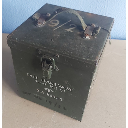 WIRELESS SET 19 WS19 WS22 WW2 ARMY MILITARY RADIO CASE SPARE VALVES No4G MK1/1 WIRELESS SET 19 WS19 WS22 WW2 ARMY MILITARY RADIO CASE SPARE VALVES No4G MK1/1