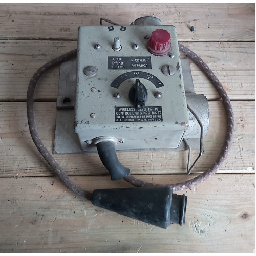 WW2 Army Military Radio Wireless Set 19 WS19 Control Unit No2 Mk2 USA WW2 Army Military Radio Wireless Set 19 WS19 Control Unit No2 Mk2 USA