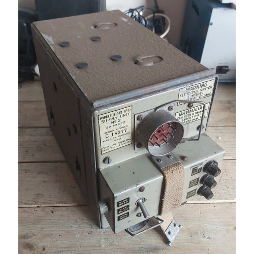 WW2 Army Military Radio Wireless Set 19 WS19 Supply Unit No 2 Canadian SN:C18377 WW2 Army Military Radio Wireless Set 19 WS19 Supply Unit No 2 Canadian SN:C18377